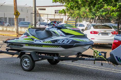 Pf Apreende De Caminh O A Jet Ski Em A O Contra Lavagem De Dinheiro Do