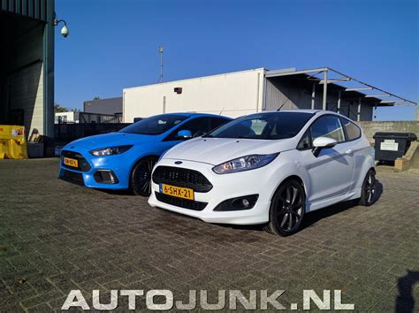 Mijn Focus RS Met Zijn Kleine Broertje Foto S Autojunk Nl 181802