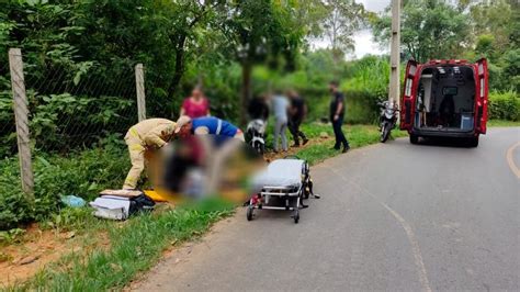 Entregador Se Perde Curvas E Fica Ferido Ao Cair De Moto Em Rua No