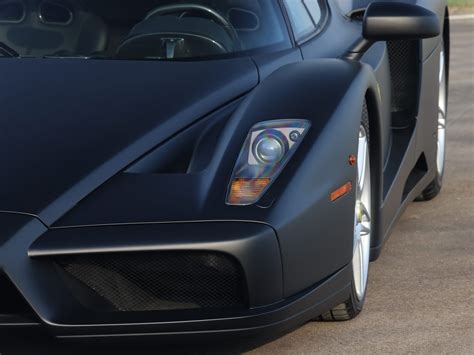 Ferrari Enzo Un Raro Esemplare Nero Opaco Finisce Allasta