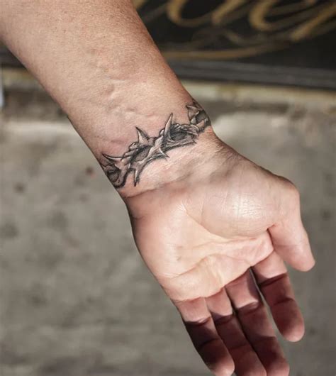 67 Crown Of Thorns Tattoo Designs To Show Your Faith