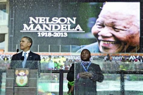 World Bids Farewell To Nelson Mandela Obama And Raul Castro Shake Hands Arab News