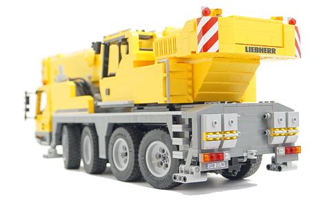 LEGO Liebherr LTM 1070 4 2 Remote Controlled Model Of Lieb Flickr