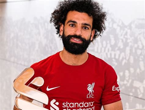 ماذا قدم محمد صلاح ملك شهر مارس؟ إنجاز استثنائي وانتصار تاريخي