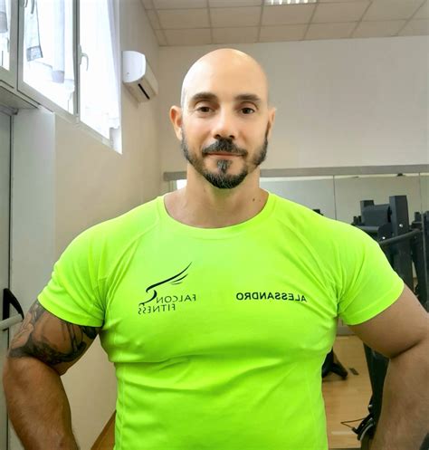 Sala Pesi Fit Freedom Palestra Quartu S Elena