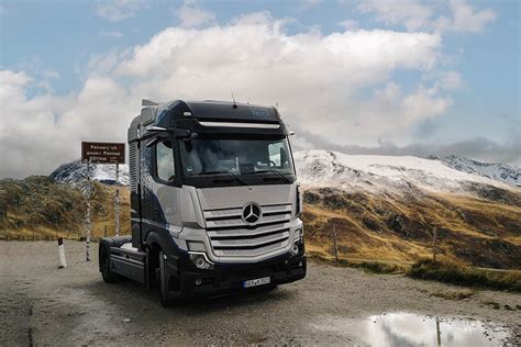 Pruebas a gran altitud del camión de hidrógeno Mercedes Benz GenH2