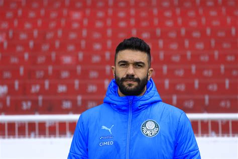 Palmeiras anuncia saída do técnico Ricardo Belli após goleada histórica