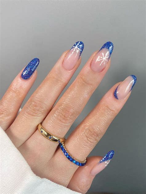 45 Trendy Winter Nail Designs You Need To Try Out This Season