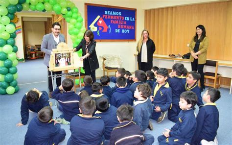 Seremi De Educaci N Los R Os Celebra El Mes Del Libro Con Nuestros