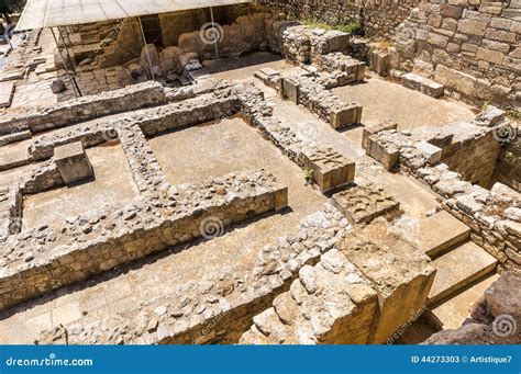 Labyrinth In Knossos Palace Stock Photo - Image: 44273303