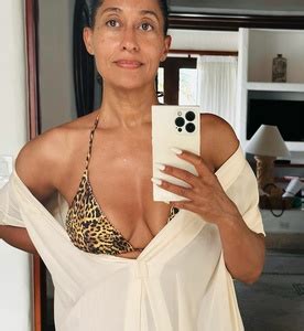 INSTA Tracee Ellis Ross Some Selfies In A Leopard Print Bikini 4 10 23 Phun Org Forum