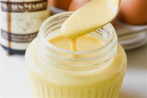 Creme Anglaise Easy Custard Sauce Kitchen