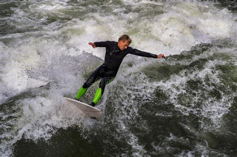 Munich Germany October Surfer In The City River Cal