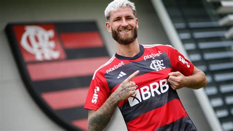 Flamengo Renova O Zagueiro L O Pereira At