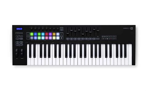 Teclados Novation Launchkey Mk