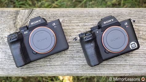 Sony A7 mark IV vs A7R mark IV - 10 Differences - Mirrorless Comparison