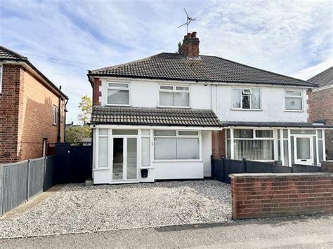 3 Bedroom Semi Detached House For Sale In Leicester Road Wigston Le18