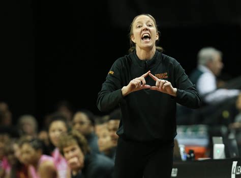 Usc Women S Basketball Lindsay Gottlieb Optimistic About Trojans