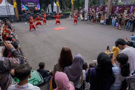 Ragam Parade Festival Seni Dan Budaya Semarakkan Peluncuran KEN 2024