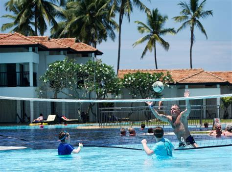 club hotel dolphin negombo  fun filled paradise  travelers yamulk