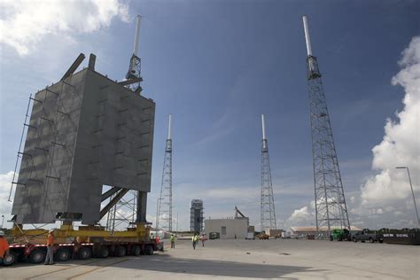 Construction Of Crew Access Tower Starts At Atlas V Pad For Boeing