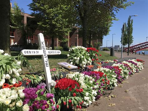 Herdenking Keesje Brijdeplantsoen 4 En 5 Mei Amsterdam