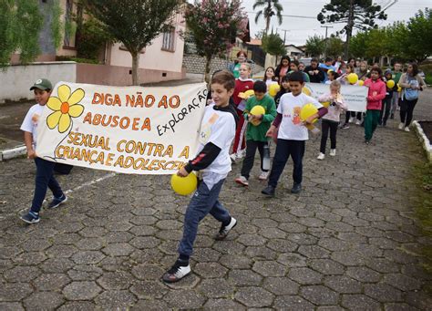 AÇÃO EM PROL DO DIA NACIONAL DE COMBATE AO ABUSO E À EXPLORAÇÃO SEXUAL