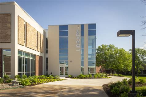 Jefferson College Library | TR,i Architects St. Louis