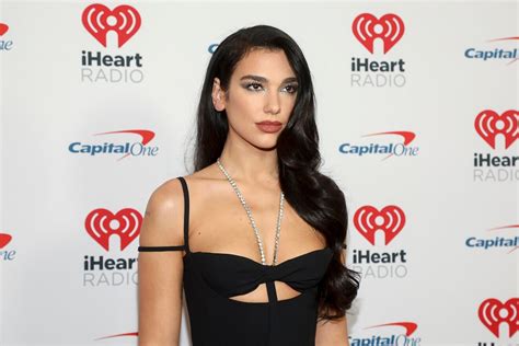 Dua Lipa Net Worth What Is The British Singer S Fortune Marca