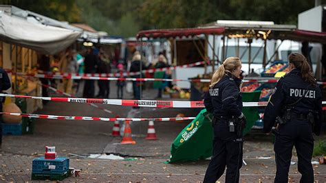 Prozess Wegen Mordanschlag Auf K Lner B Rgermeisterin Startet