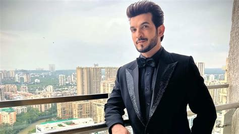 Top 999+ arjun bijlani images – Amazing Collection arjun bijlani images ...