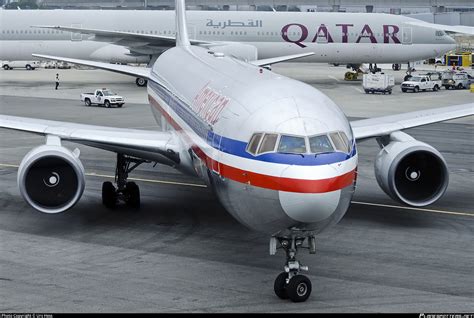 N391AA American Airlines Boeing 767 323ER WL Photo By Urs Hess ID