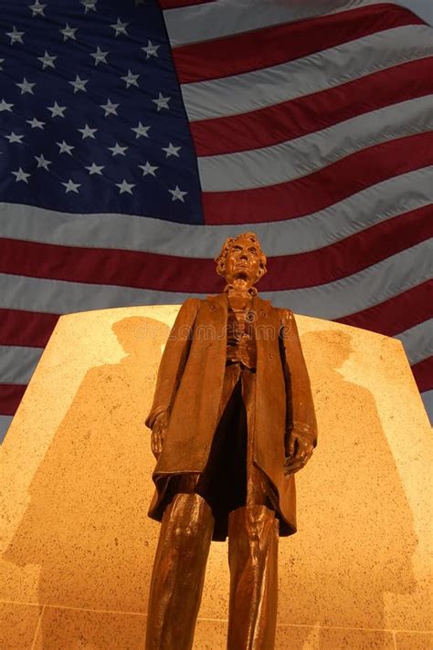 Abraham Lincoln Statue stock photo. Image of symbolic - 4396824