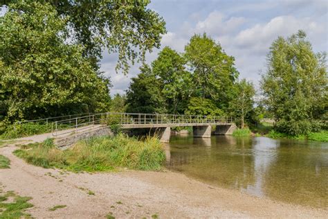 Footbridge Over River Avon © Ian Capper Geograph Britain And Ireland