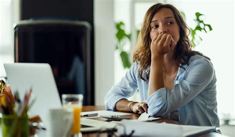 Qué profesiones sufren más estrés laboral AMADAG