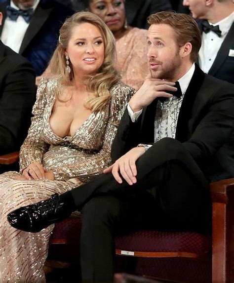 Hot Sexy Mandi Gosling Bikini Pics