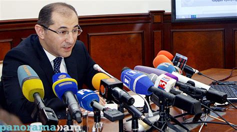 Armenia needs to reshape its economic growth model: minister - Panorama ...