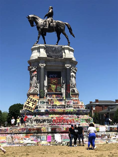 Meanwhile in Richmond Virginia. | Scrolller