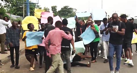 Police Sue For Calm As Ondo Youths Protest Assault By Efcc Operatives