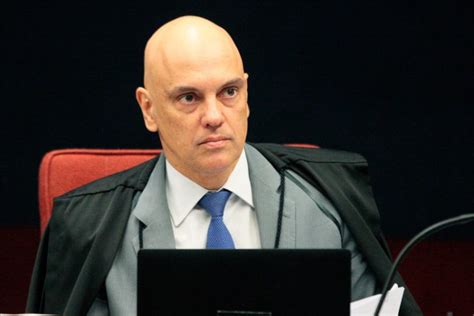 Com Decisões Polêmicas Alexandre De Moraes Se Torna Vilão Para