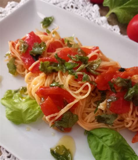 Tagliolini Pomodoro Fresco E Basilico Blog Di Minnie Ricette Semplici