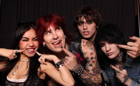 Pinterest In Johnnie Guilbert Hot Emo Guys Cute Emo Guys