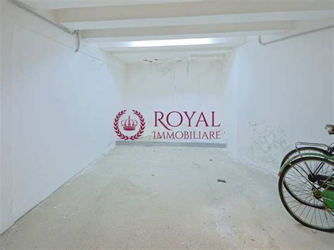 Garage Box Viale Italia Livorno Rif 113054457 Immobiliare It