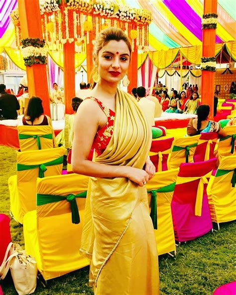 Anveshi Jain Hot Photos Gandi Baat Season Actress Anveshi Jain