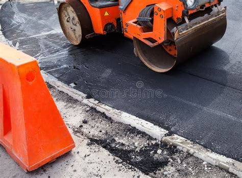 Road Roller Working on the Road Construction Stock Photo - Image of roller, blacktop: 179495054