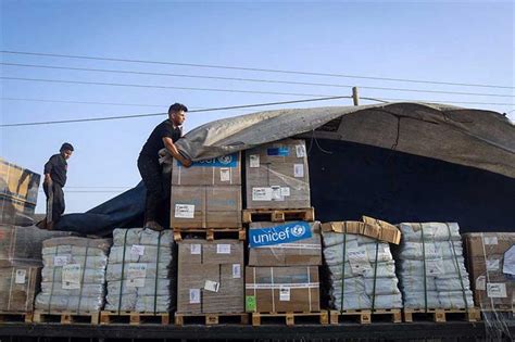 Fourth humanitarian aid convoy enters Gaza through Rafah - War on Gaza ...