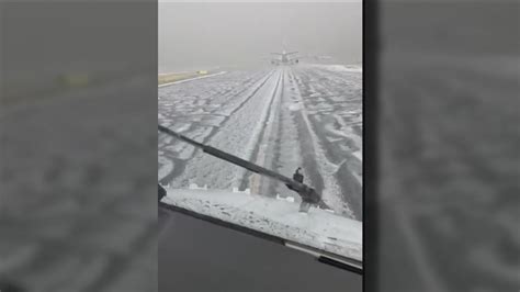 Una Intensa Granizada Ti E De Blanco El Aeropuerto Adolfo Su Rez Madrid