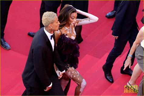 Winnie Harlow & Boyfriend Kyle Kuzma Couple Up on Cannes Red Carpet ...