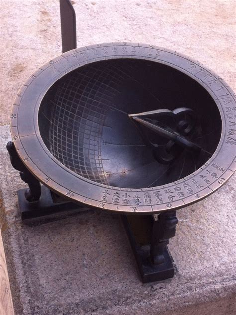 Sundial.... | Sundials, Outdoor decor, Sundial