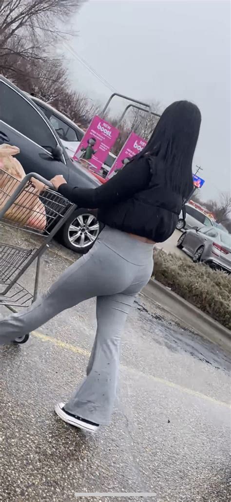Hot Latina College Girl Tight Grey Leggings Video Spandex